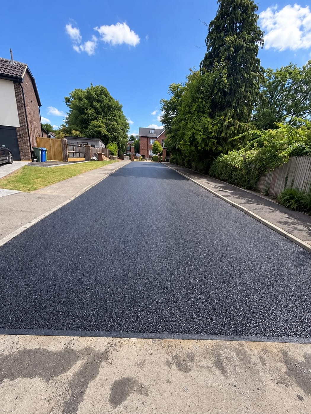 Surfacing by London Tar in Surrey & London